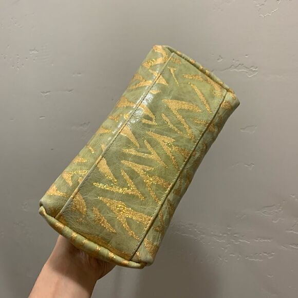 Handmade Genuine Wrinkle Texture Leather  Push-lock
Top Handle Bag & 2 Chains - Picture 12 of 16